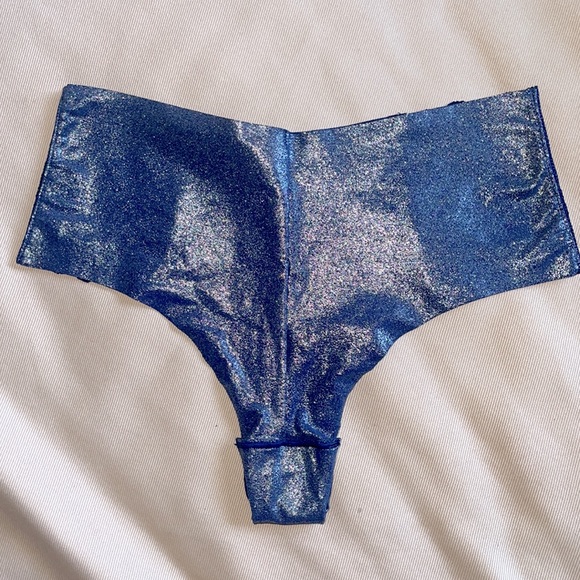 Cheeky Panties - Picture 2 of 4